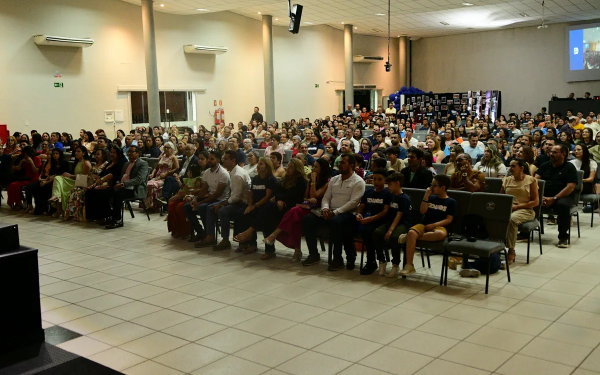 Acolhimento no culto de domingo